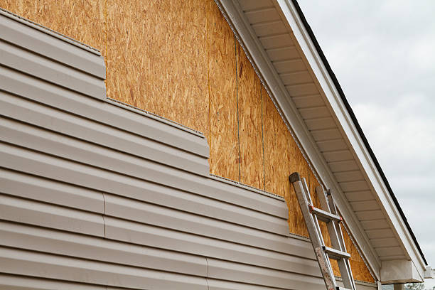 24/7 Emergency Siding Replacement experts in Crystal Beach, FL